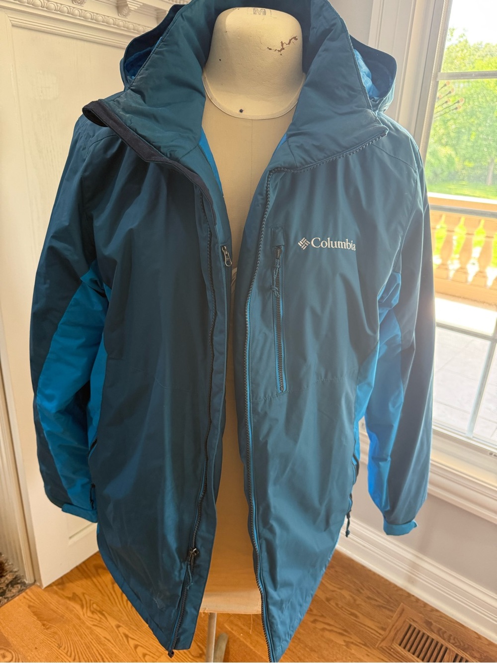 Columbia  boy’s two-toned blue Hooded  coat
